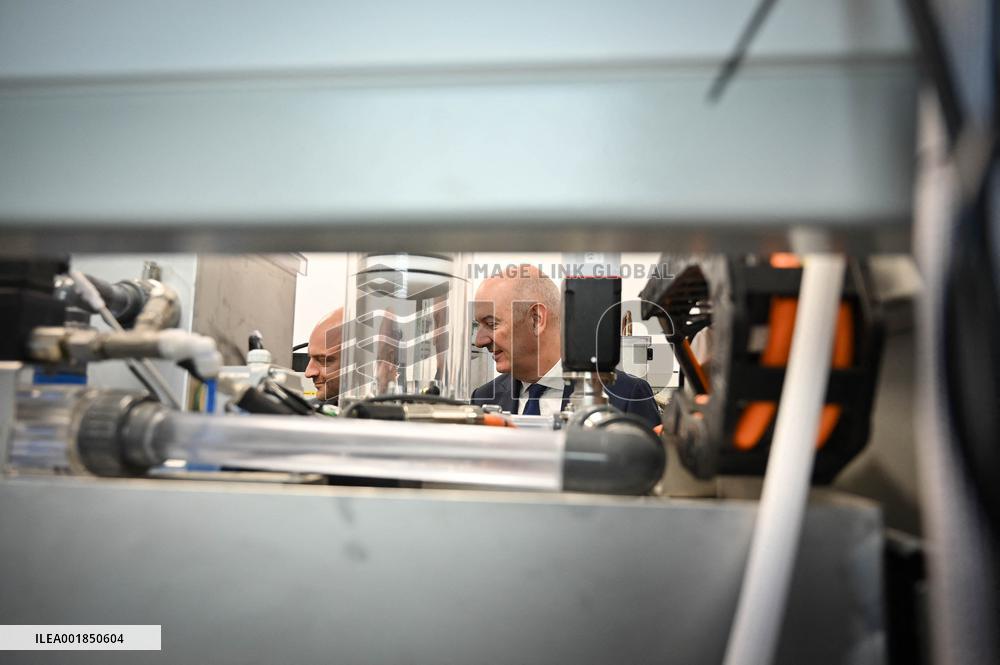 Jean-Noel Barrot And Roland Lescure Visit To Corwave's New Premises - Clichy