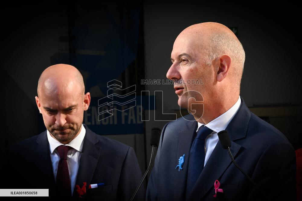 Jean-Noel Barrot And Roland Lescure Visit To Corwave's New Premises - Clichy