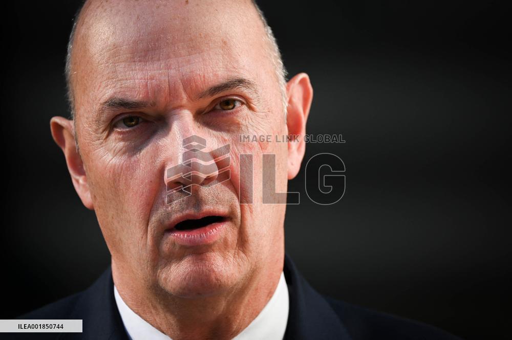 Jean-Noel Barrot And Roland Lescure Visit To Corwave's New Premises - Clichy