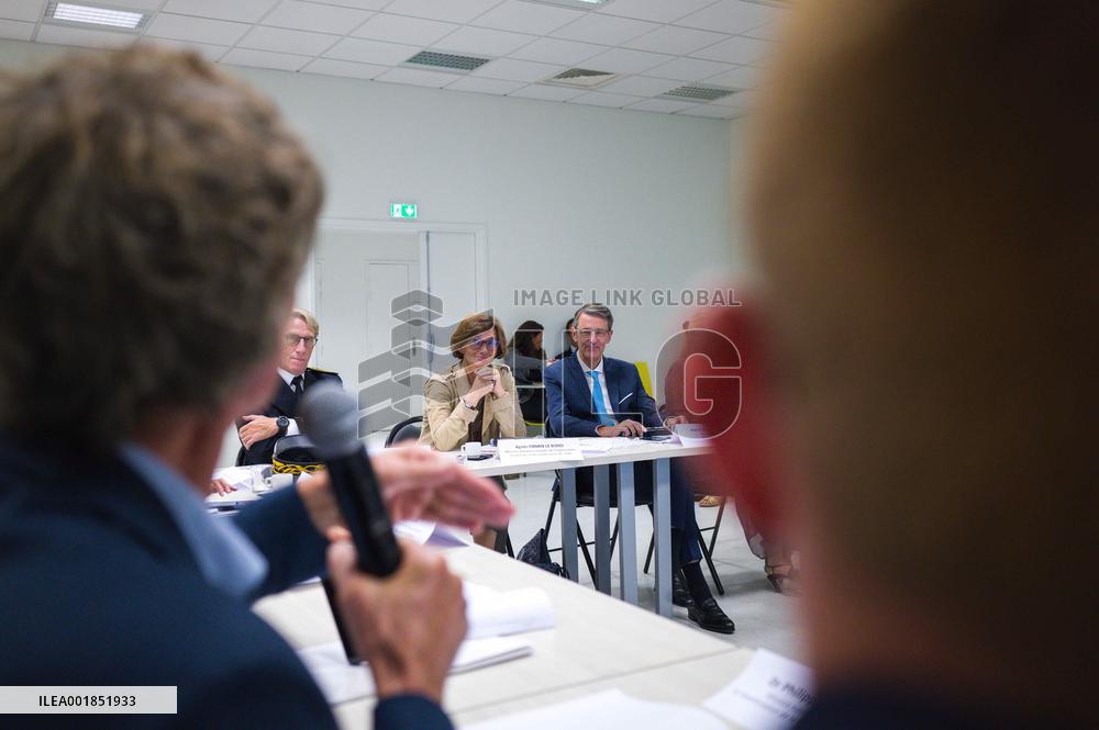 Agnes Firmin Le Bodo At A Conference At CHU - Toulouse
