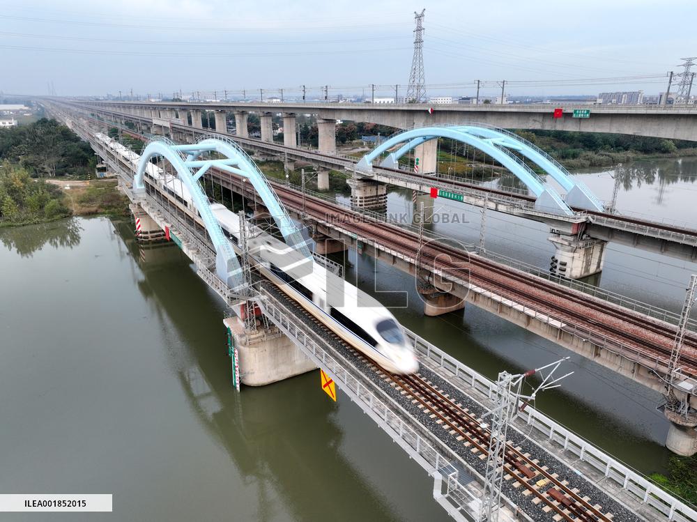 Train Operation in Lianyungang