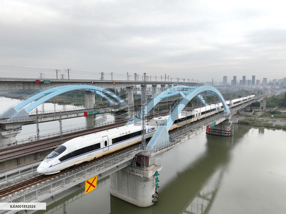 Train Operation in Lianyungang