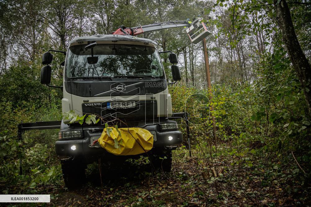 Fixing power outages