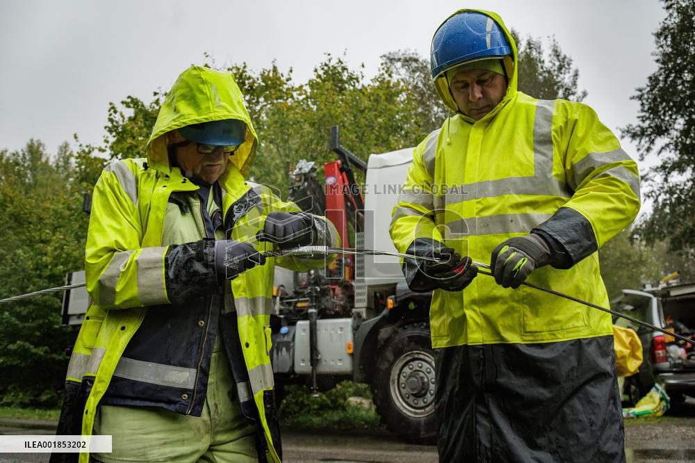 Fixing power outages