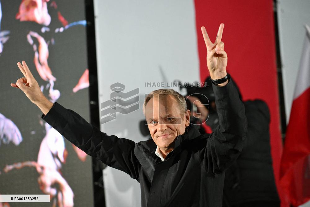 Donald Tusk Campaigns - Warsaw