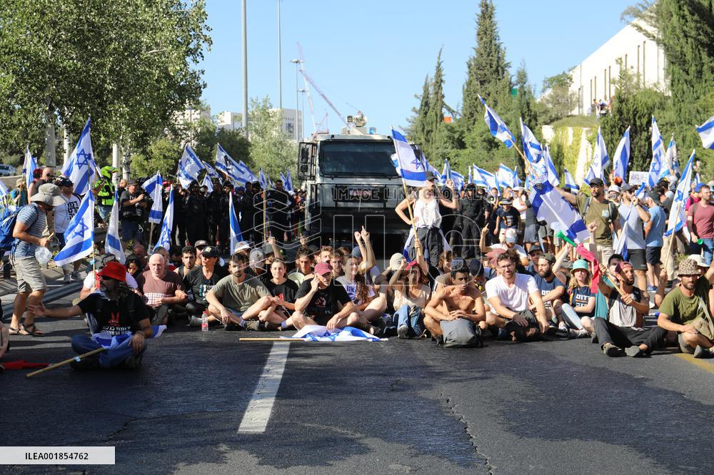 Israel Judicial Overhaul Protests