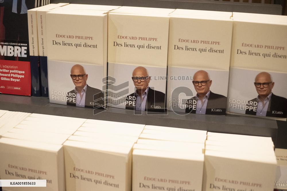 Edouard Philippe Book Signing - Paris