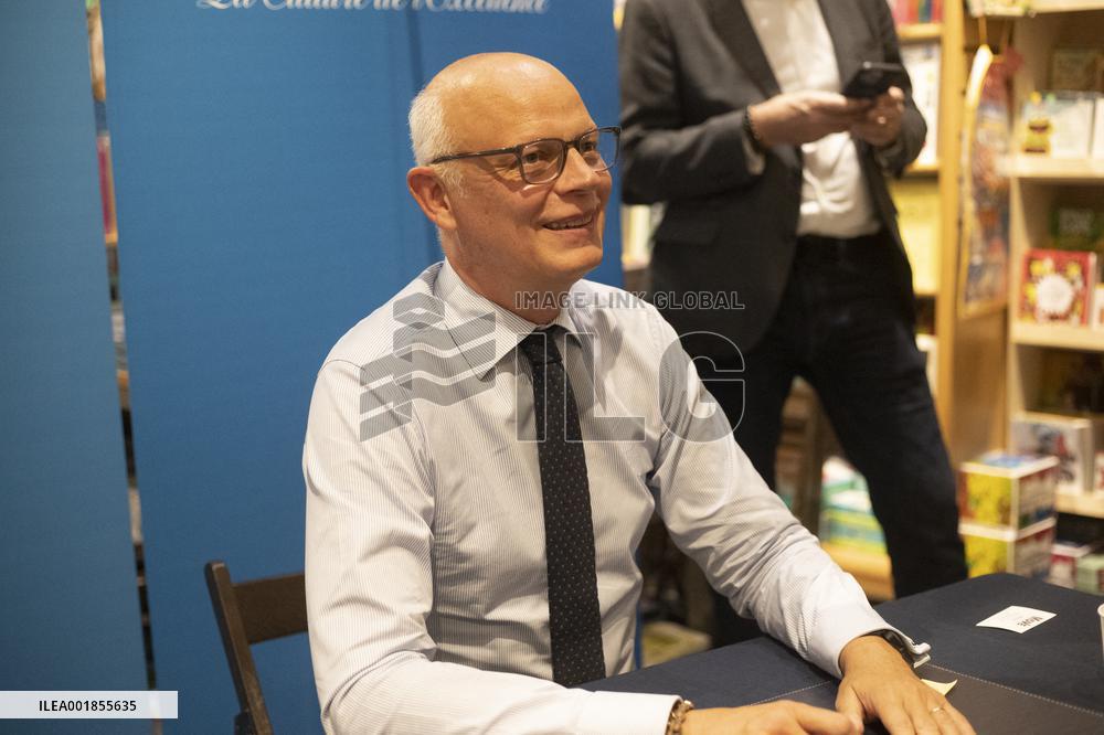 Edouard Philippe Book Signing - Paris