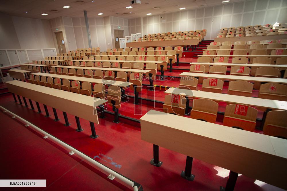 Illustration Of Lyon 2 University - Lyon