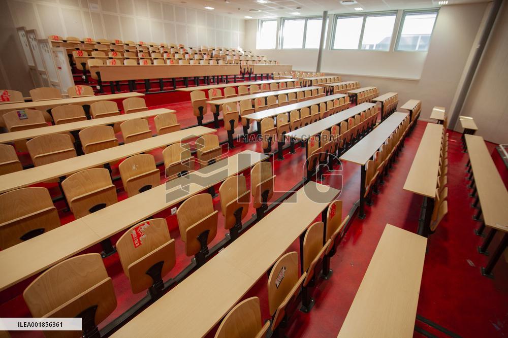 Illustration Of Lyon 2 University - Lyon