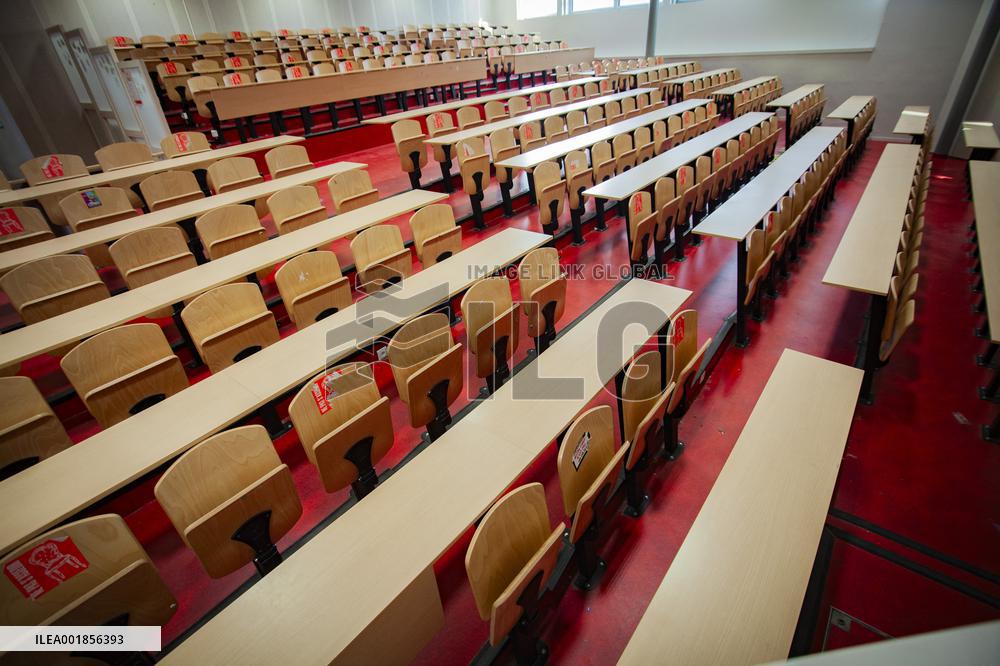 Illustration Of Lyon 2 University - Lyon