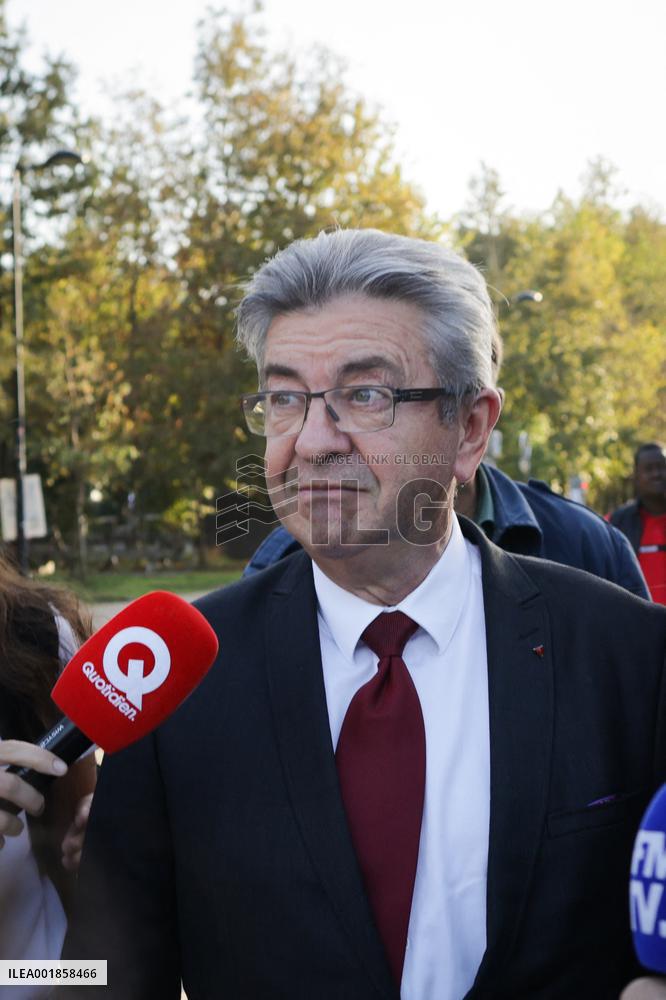 Jean-Luc Melenchon Promotes His Book - Bordeaux