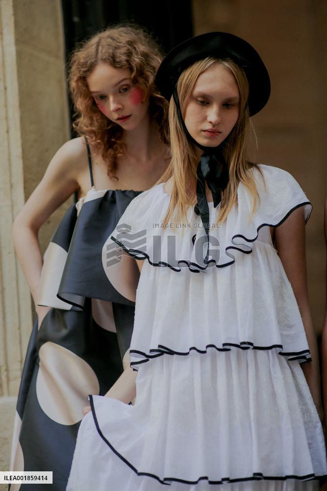PFW - Street Style