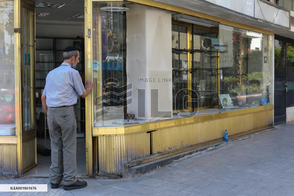 Hamas Surprise Attack Out Of Gaza Stuns Israel