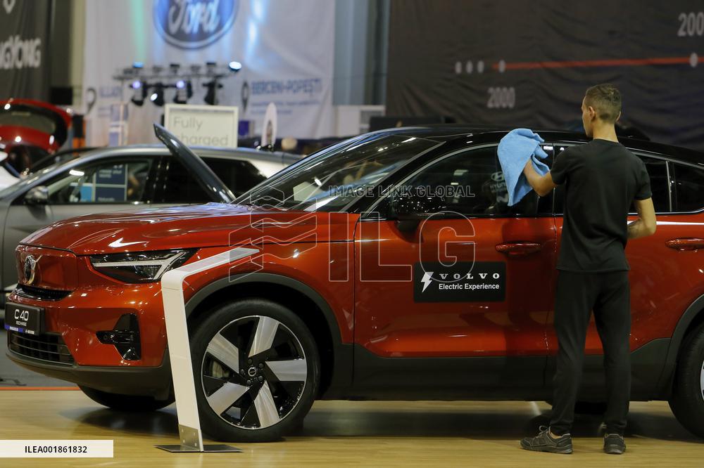 ROMANIA-BUCHAREST-CAR SHOW