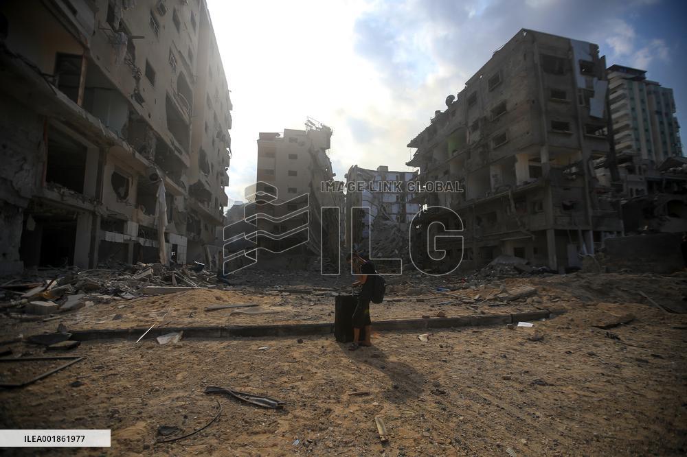 Israel Pounds Gaza