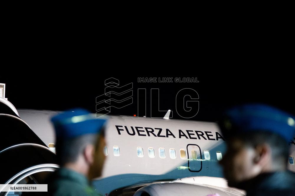 Humanitarian Flight From Israel Arrives in Colombia