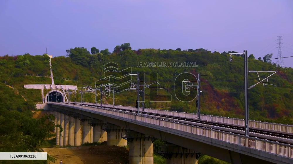 Indonesia's first high-speed railway heralds new era