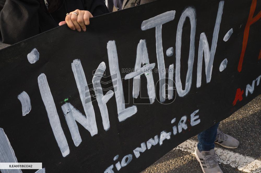 Inter-Union Strike And Mobilization For Wages - Toulouse