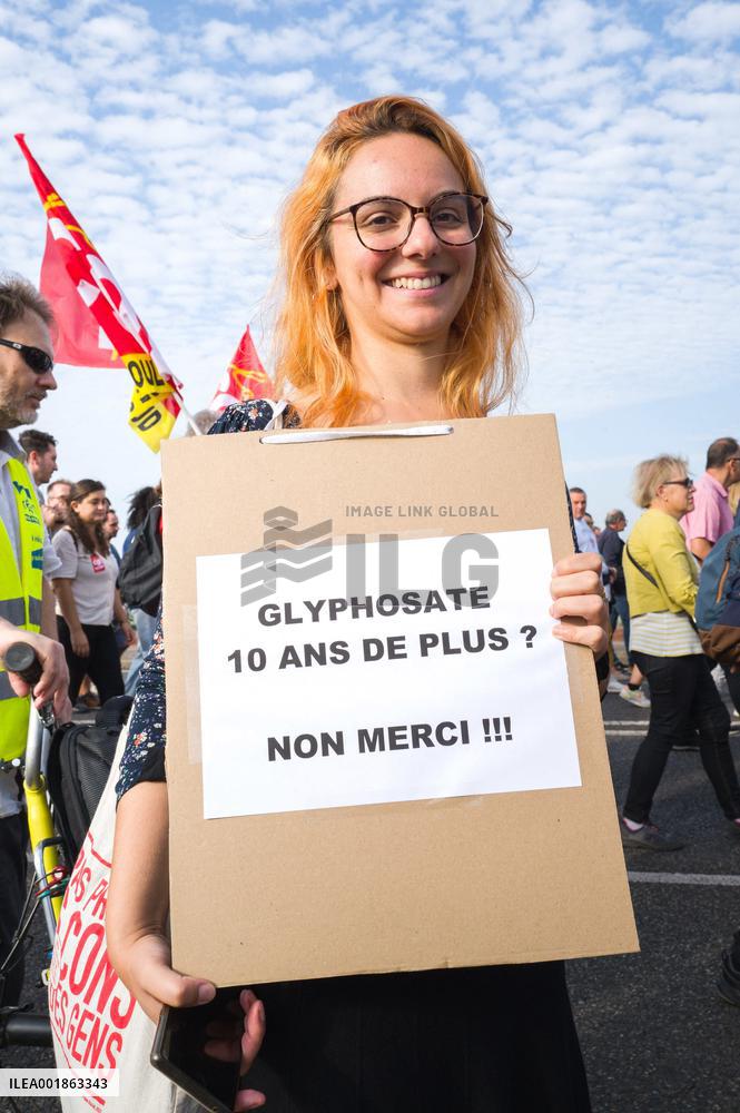 Inter-Union Strike And Mobilization For Wages - Toulouse