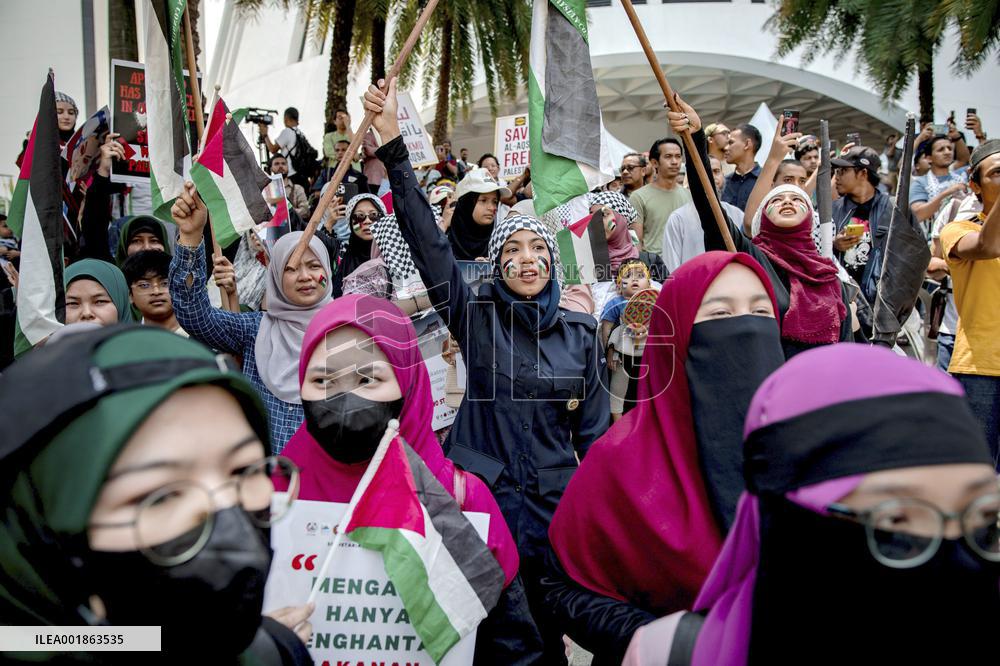 Anti-Israel rally in Kuala Lumpur