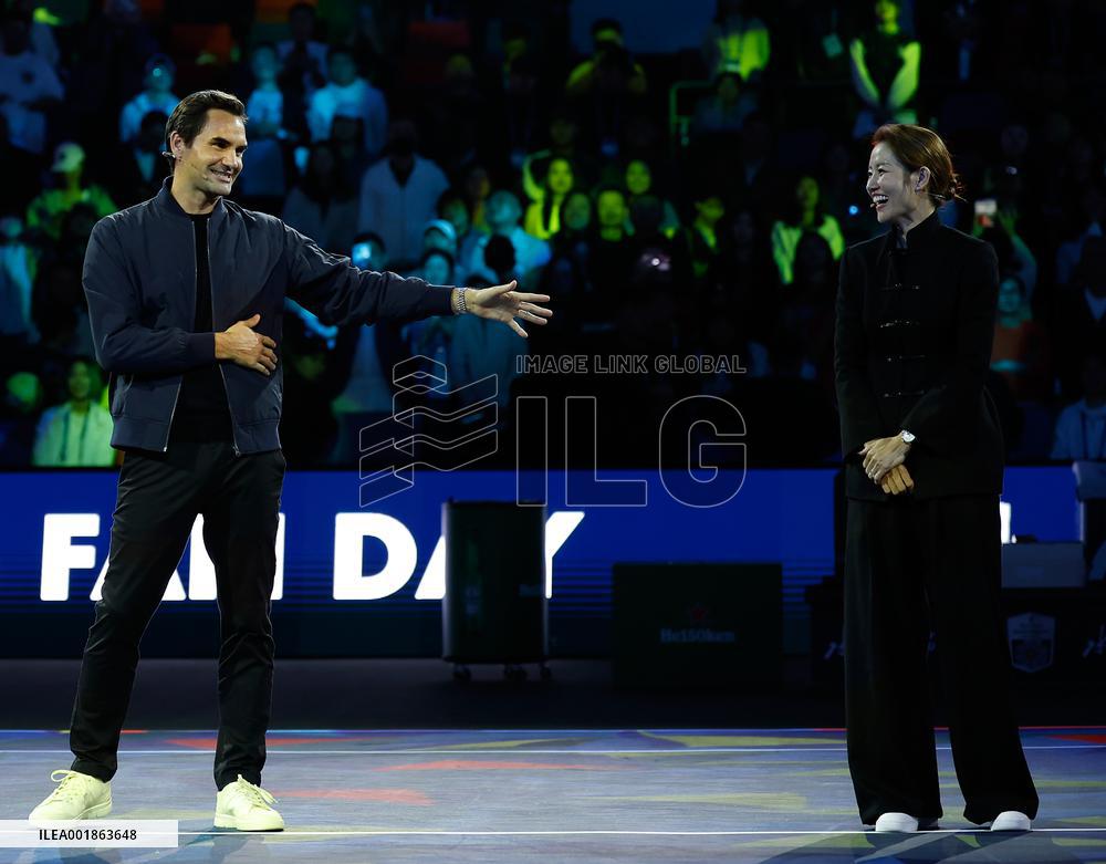(SP)CHINA-SHANGHAI-TENNIS-ATP TOUR-SHANGHAI MASTERS-ROGER FEDERER(CN)