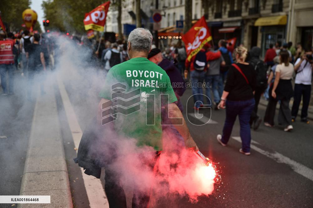 Demonstration Against Social Injustice - Paris
