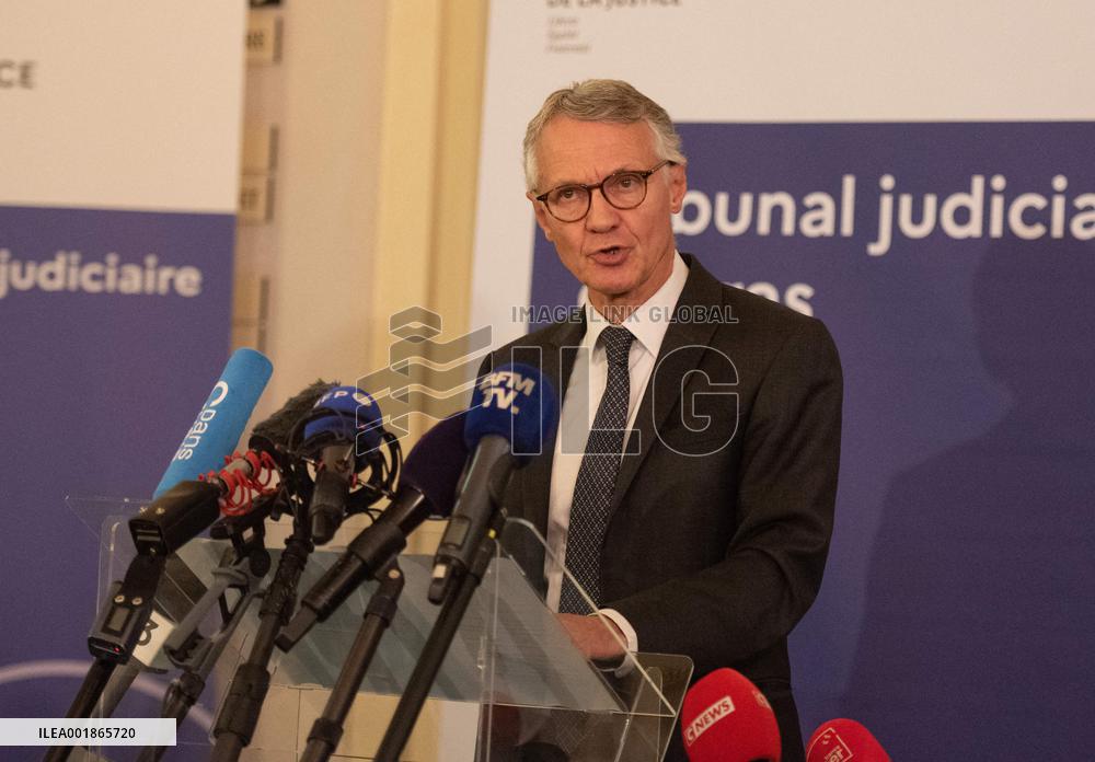 Teacher Killed In School Knife Attack - Arras