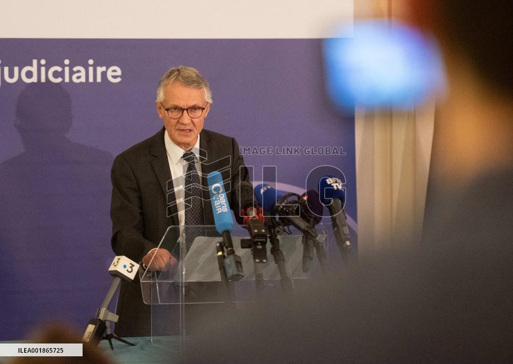 Teacher Killed In School Knife Attack - Arras