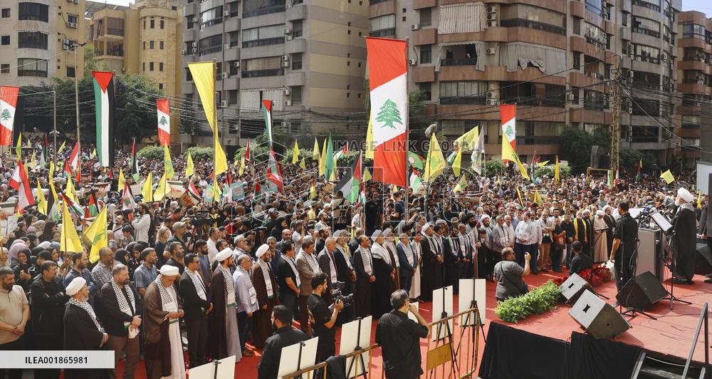 Pro-Hamas rally by Hezbollah