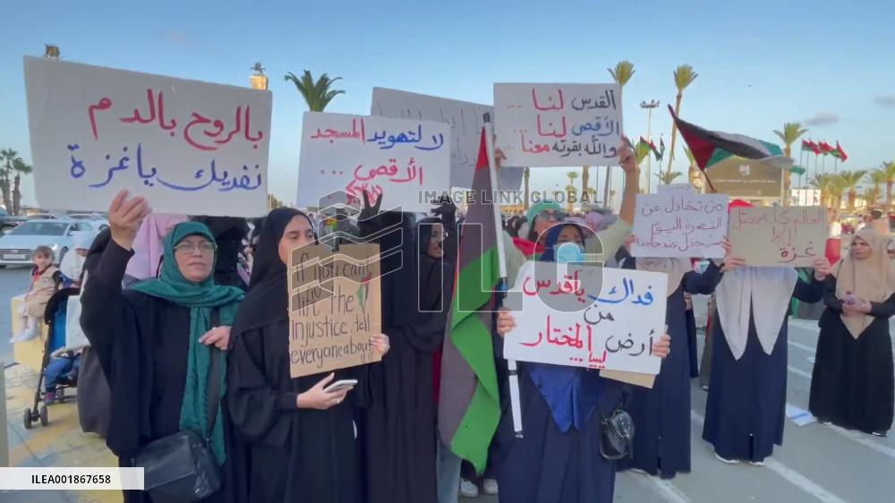 Libyans stage massive demonstrations in support of Palestinians