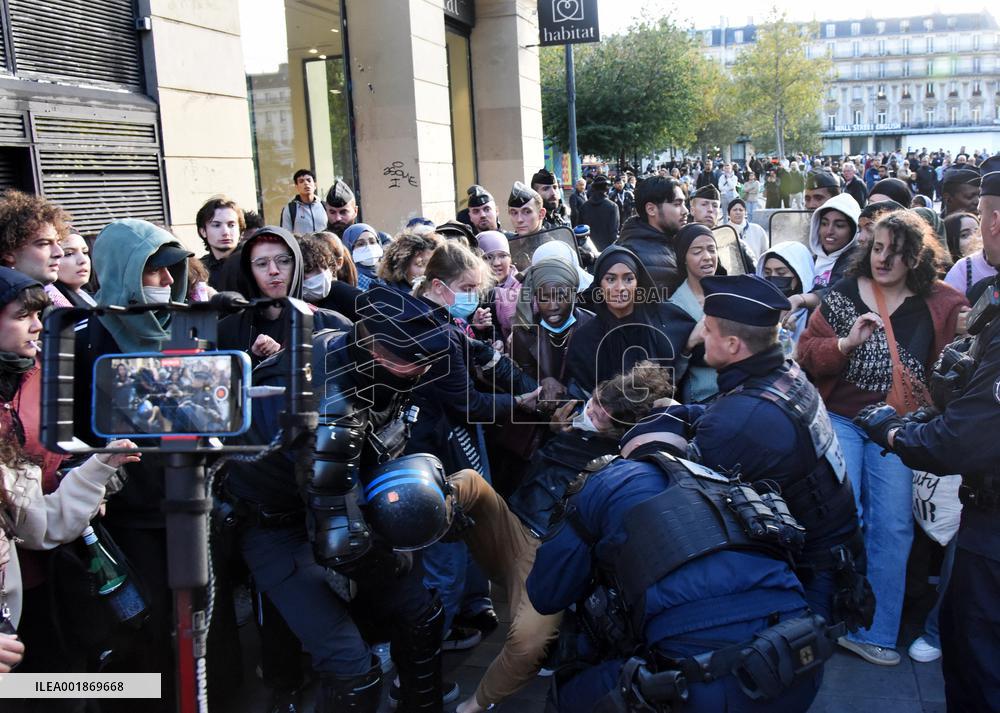 Unauthorized Pro-Palestinian Protest - Paris
