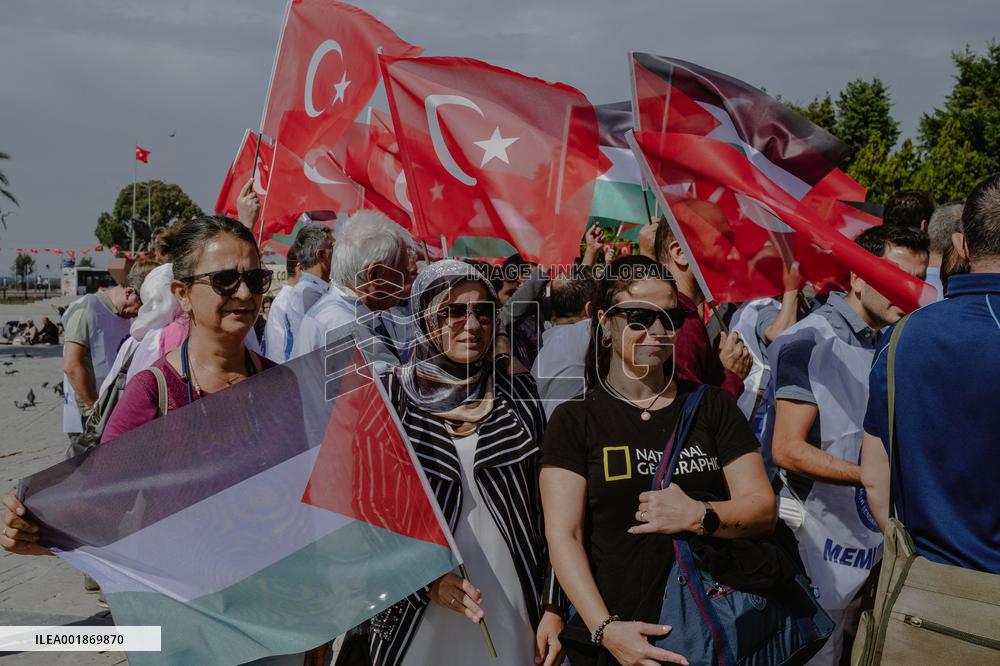 Pro-Palestinian Protest - Izmir