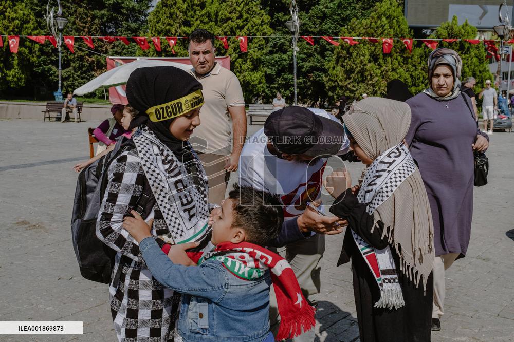Pro-Palestinian Protest - Izmir