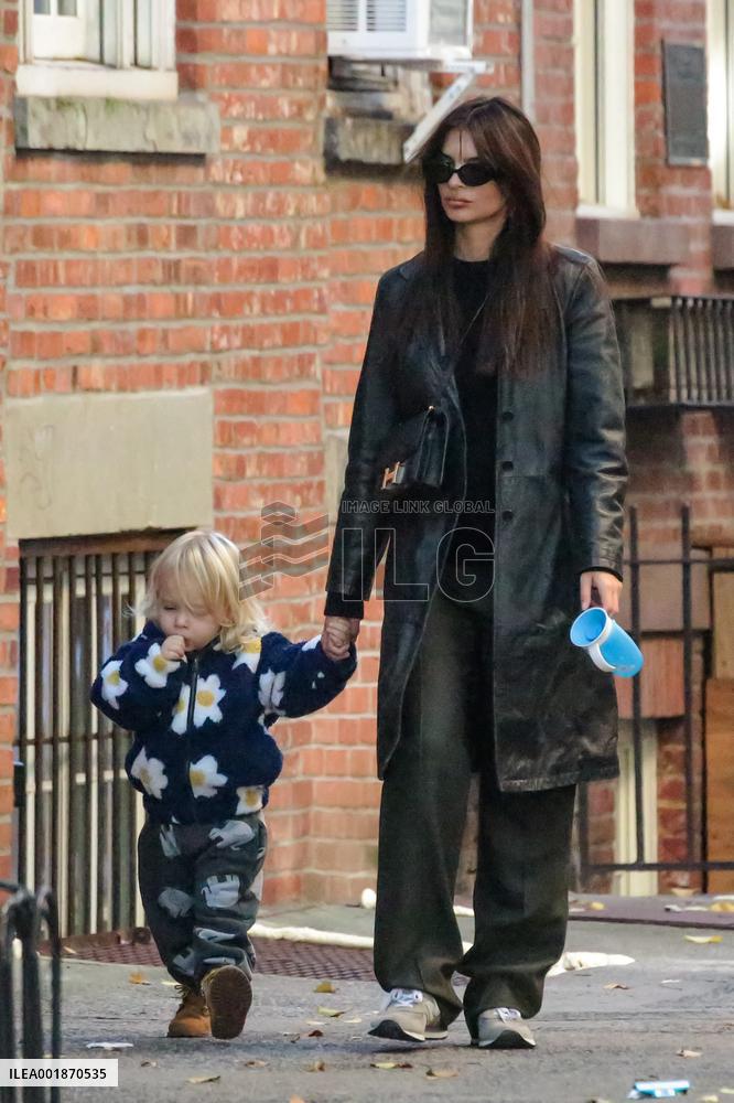 Emily Ratajkowski And Har Baby Out - NYC