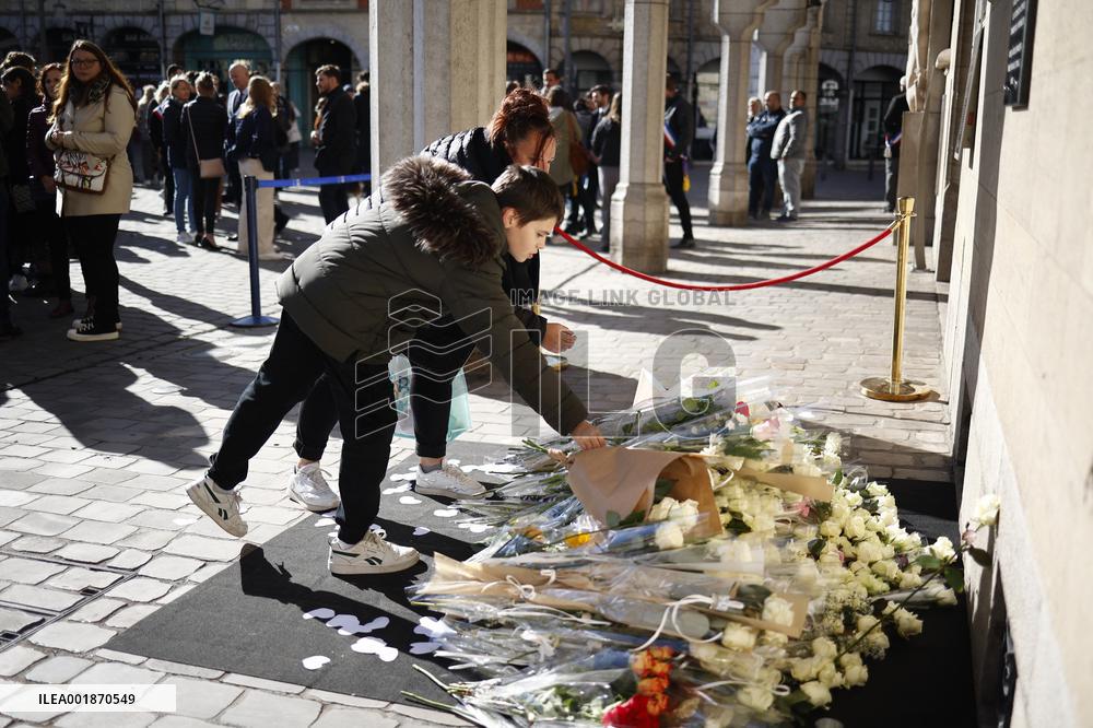 Tribute To The Professor Killed In Arras