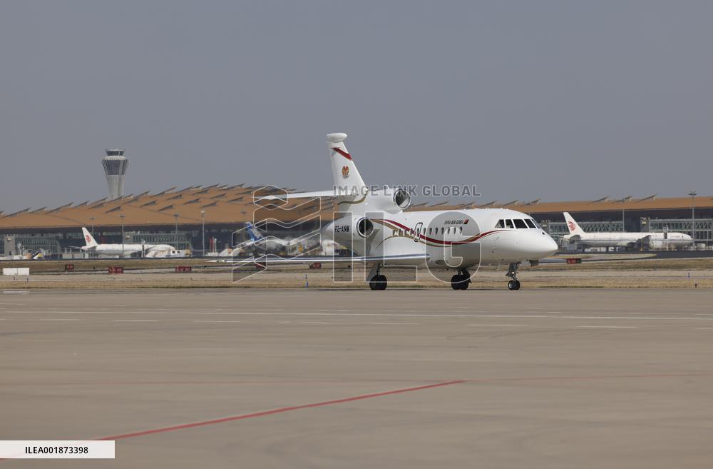 (BRF2023)CHINA-BEIJING-BELT AND ROAD FORUM-PAPUA NEW GUINEAN PM-ARRIVAL (CN)