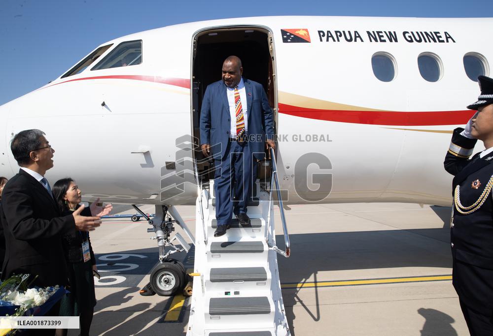 (BRF2023)CHINA-BEIJING-BELT AND ROAD FORUM-PAPUA NEW GUINEAN PM-ARRIVAL (CN)