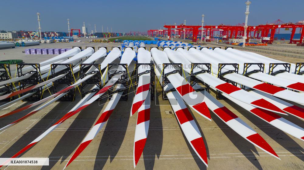 Power Blade Export in Taicang Port