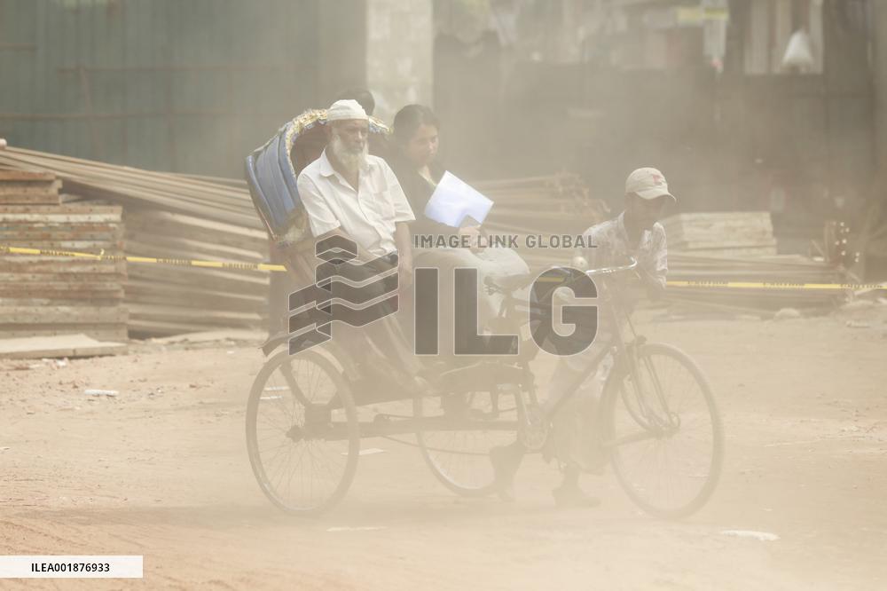 Dhaka's Air World's Most Polluted - Bangladesh