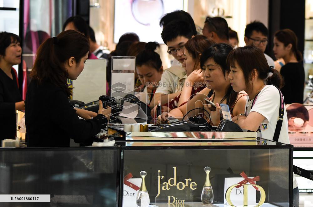CHINA-HAINAN-OFFSHORE DUTY-FREE SALES (CN)