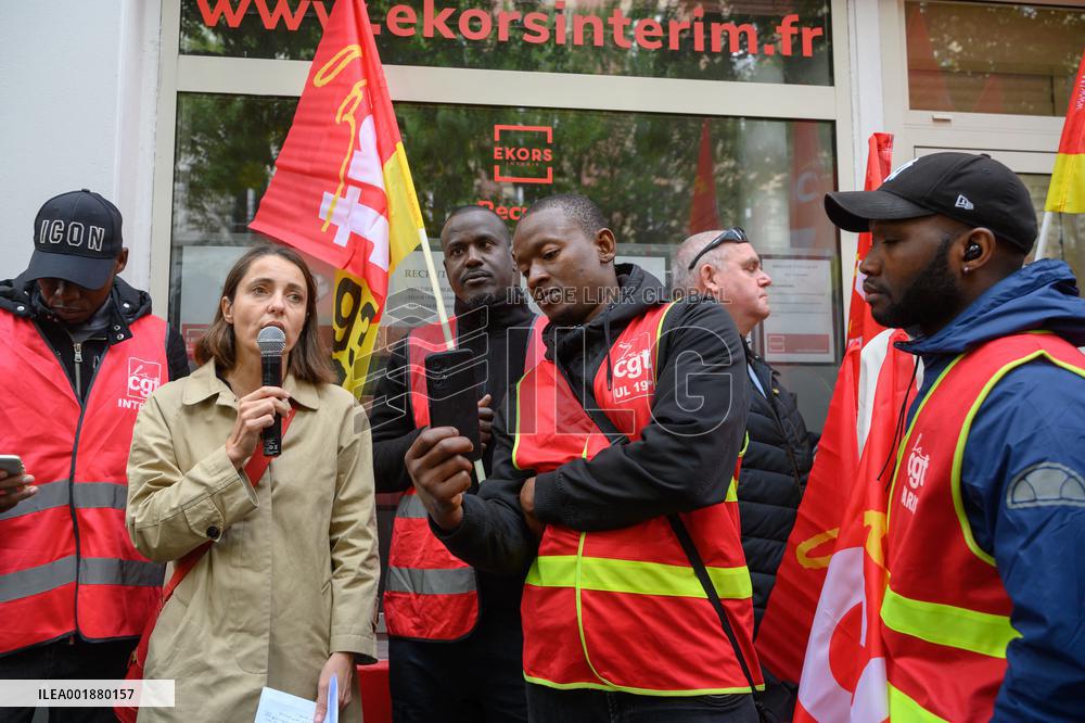 Undocumented Migrants Demand Regularization - Paris