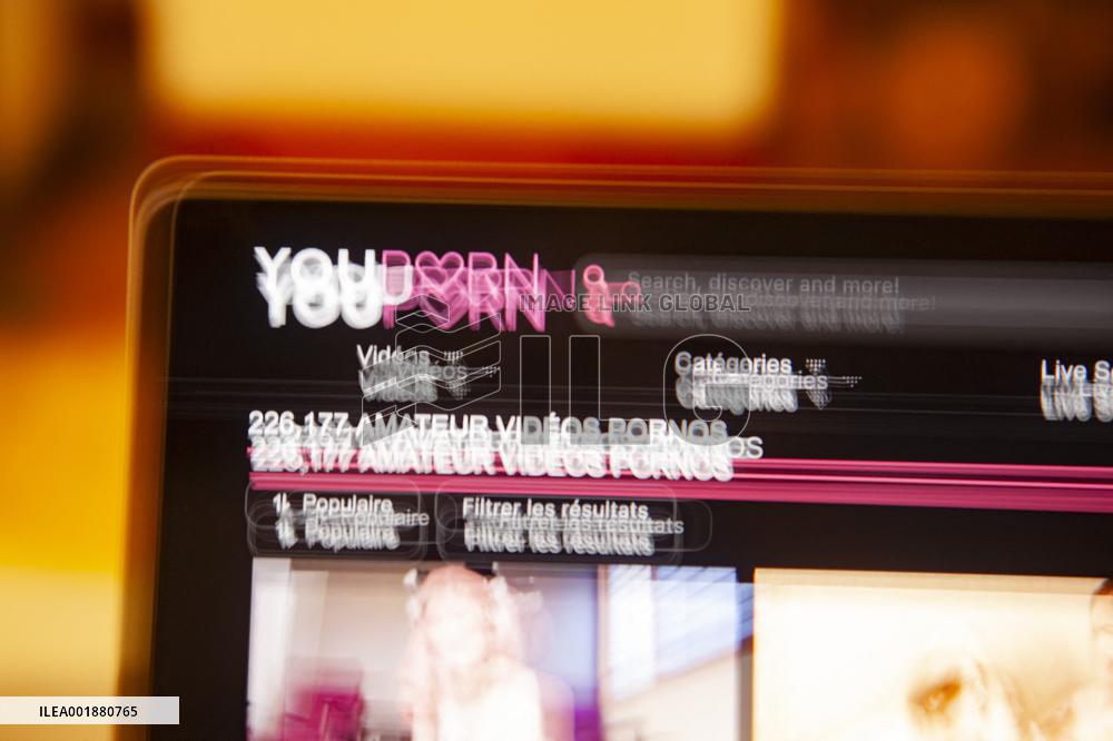 Illustrations Of A Pornographic Website - France