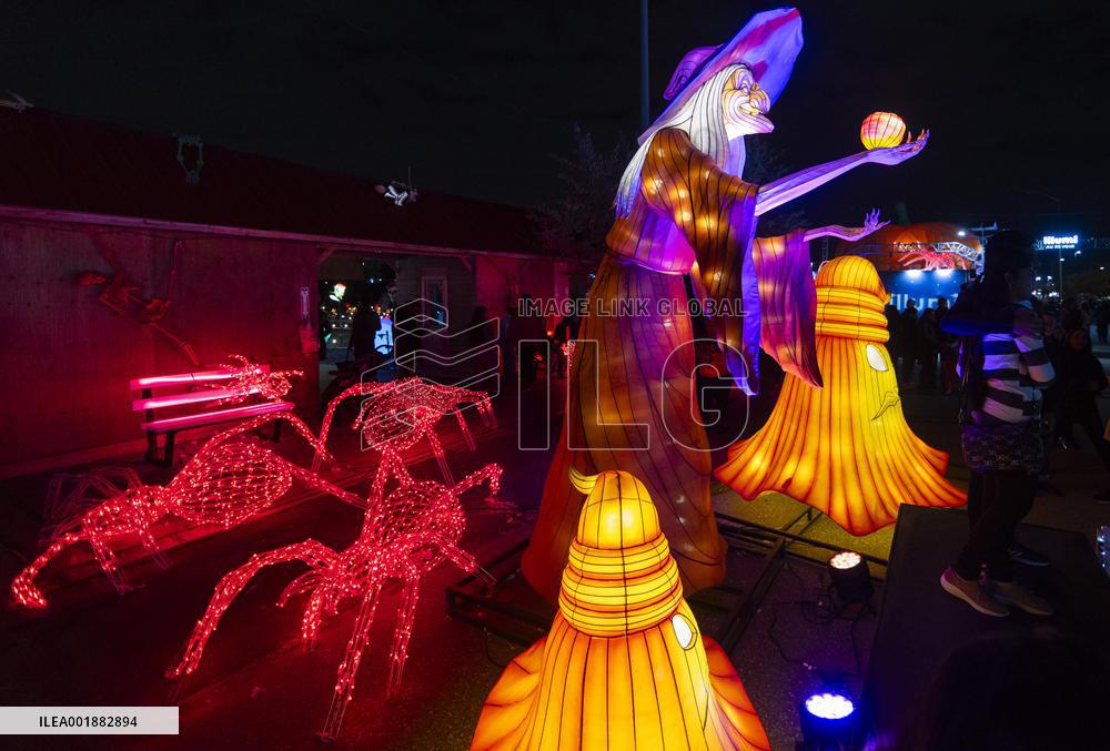CANADA-MISSISSAUGA-LIGHTS SHOW