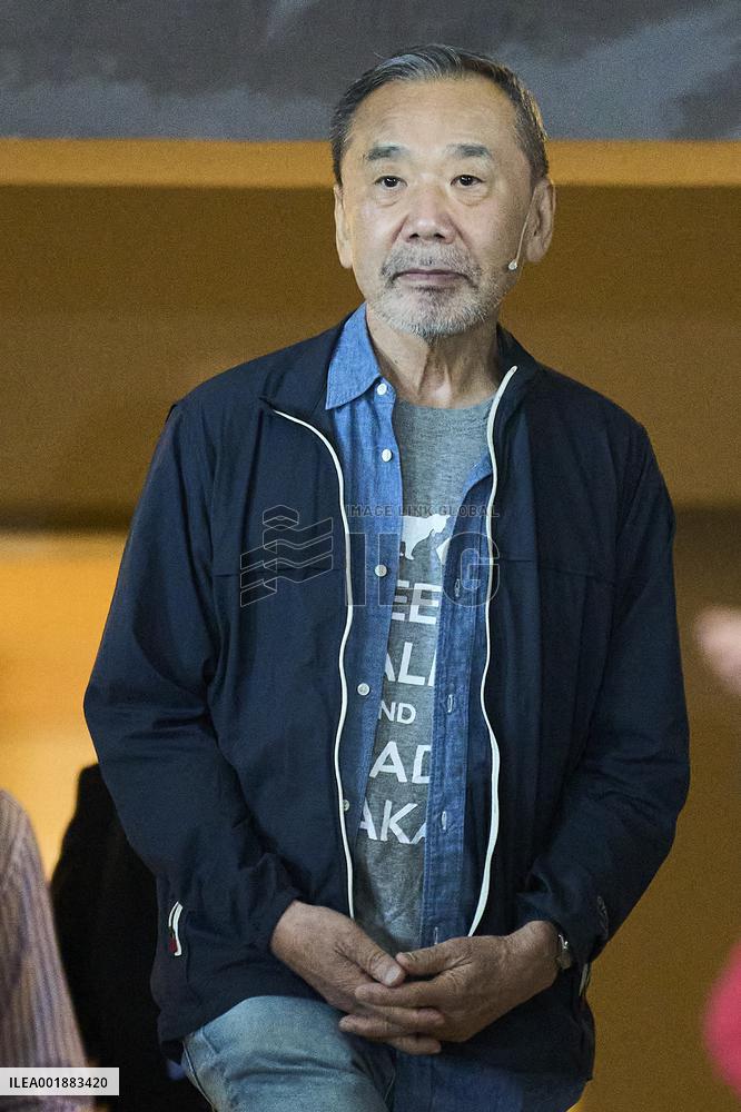 Japanese Author Haruki Murakami Meets Students - Spain