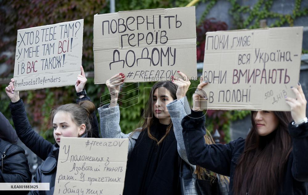 Rally to remind of captive Azov Regiment soldiers in Kyiv