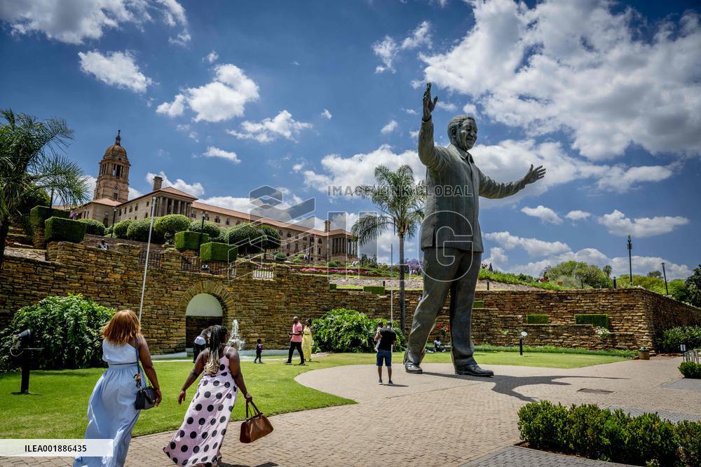 The Nelson Mandela Statue - Pretoria