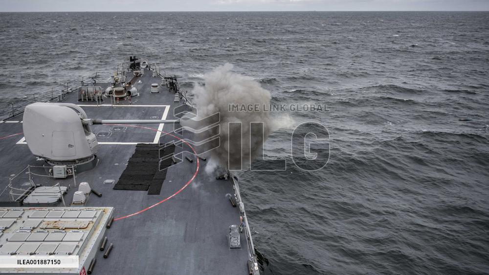 US Warship Intercepts Missiles Fired From Yemen 'Potentially Towards Israel'