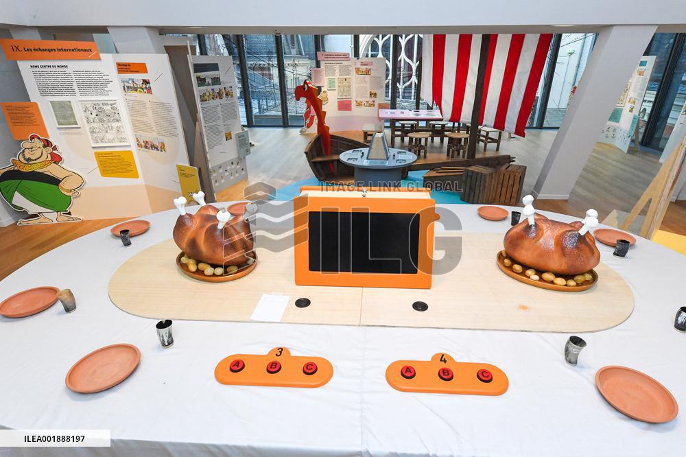 L'Economie Selon Asterix Exhibition - Paris