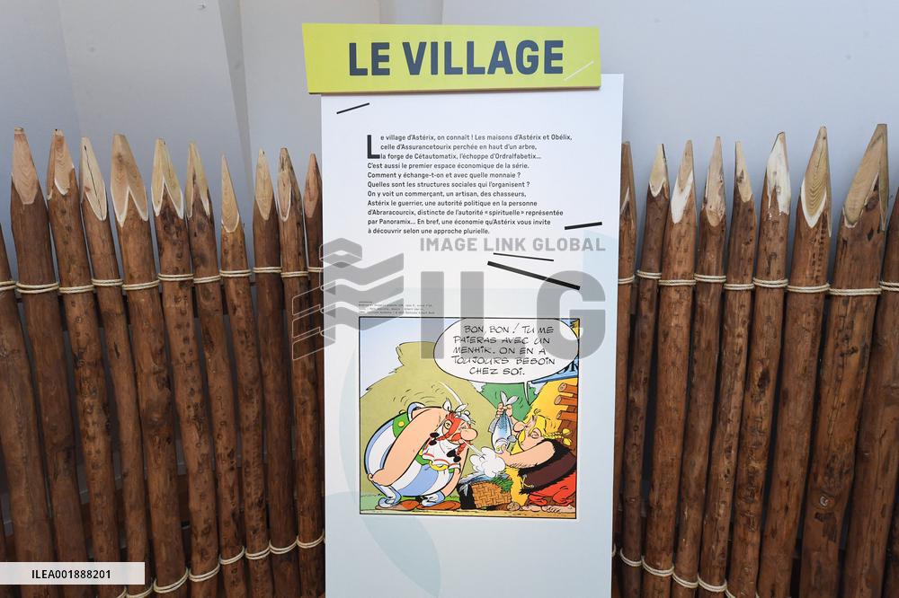 L'Economie Selon Asterix Exhibition - Paris
